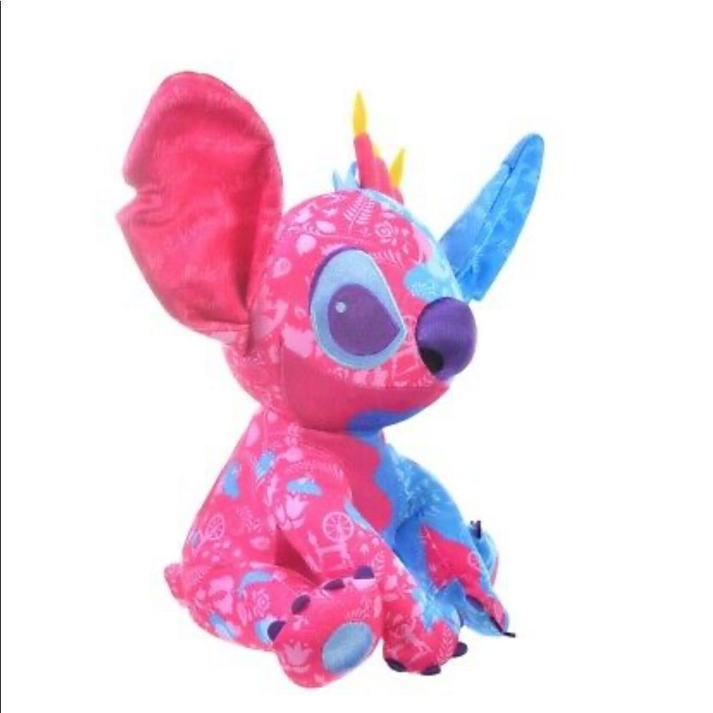 Stitch crashes Disney - Picture 3 of 5